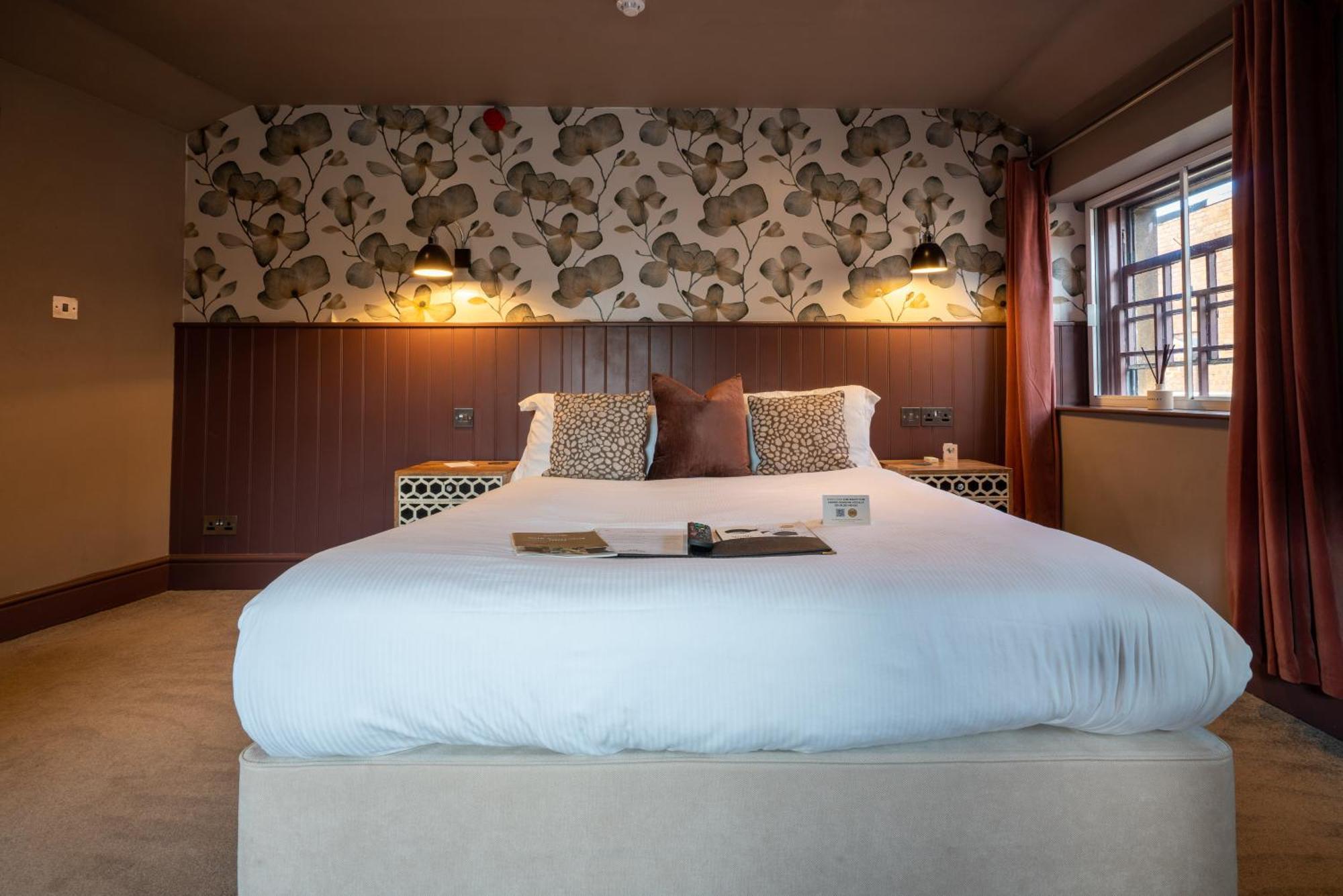 The Archangel,Restaurant & Bar With Rooms Frome Exteriér fotografie