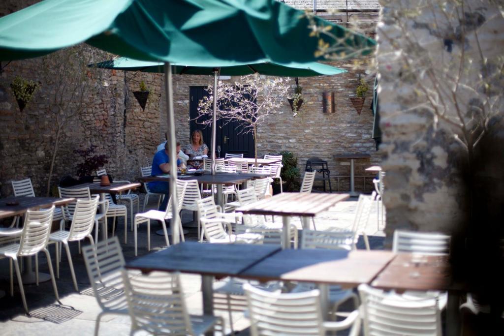 The Archangel,Restaurant & Bar With Rooms Frome Exteriér fotografie